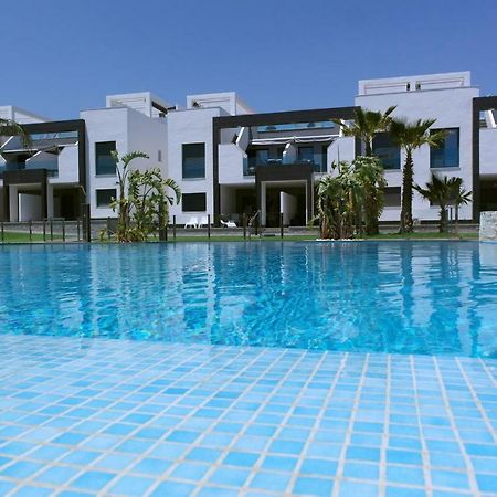 Oasis Beach IX Τορεβιέχα Εξωτερικό φωτογραφία