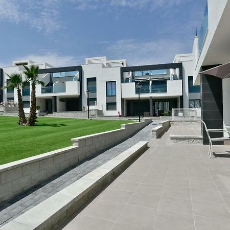 Oasis Beach IX Τορεβιέχα Εξωτερικό φωτογραφία