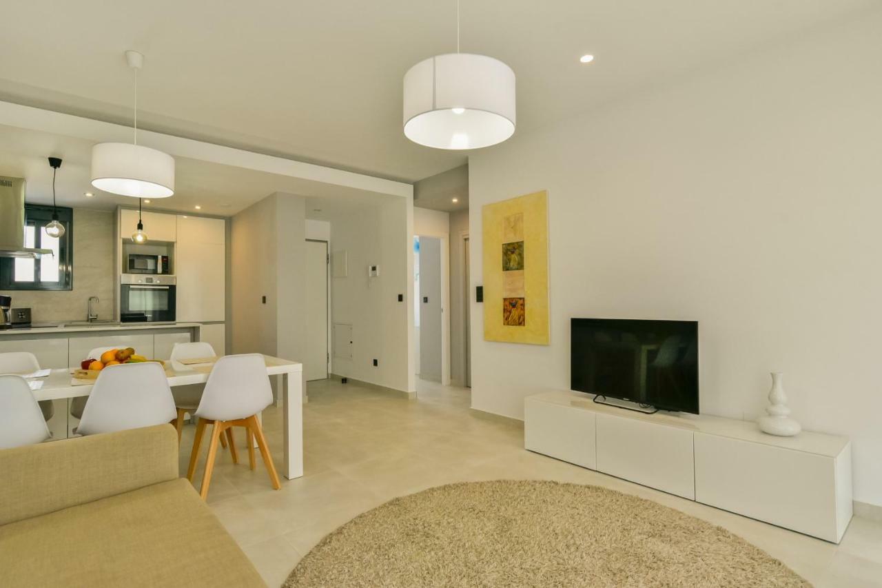 Oasis Beach IX Τορεβιέχα Εξωτερικό φωτογραφία